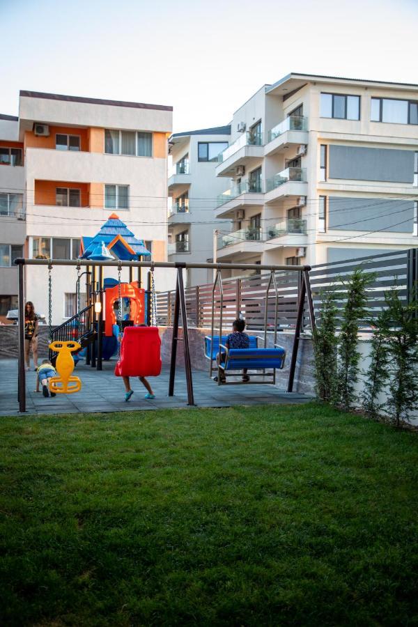 Blue Wave Studio In Nord10 - Pool N Playground Mamaia Ngoại thất bức ảnh